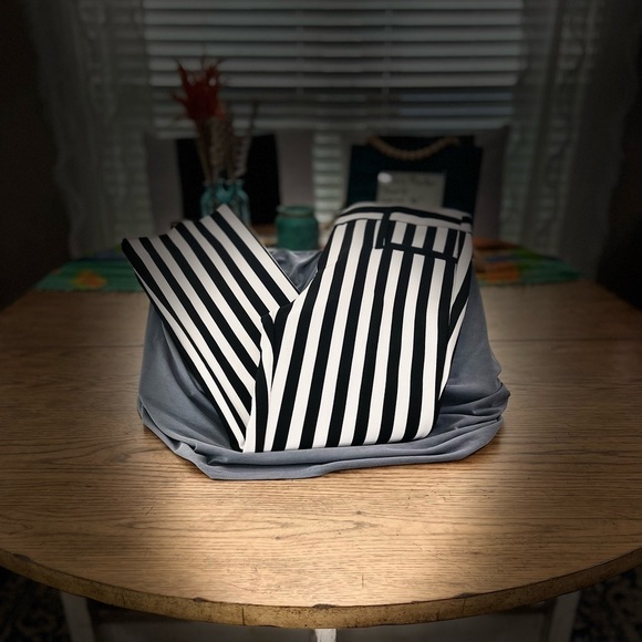 Calvin Rucker Cropped Striped Trouser Size 6 - Picture 2 of 9